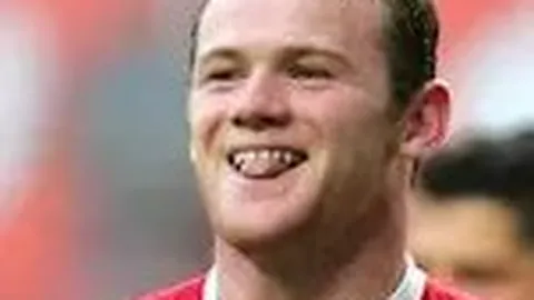 梅西获奖瞬间，知名“萨黑”喜形于色，笑容满屏！