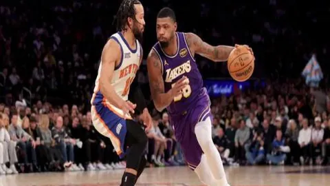 嘉定汇龙挑战铜梁龙，双外援对阵三外援豪华阵容，余望率队激战正酣！