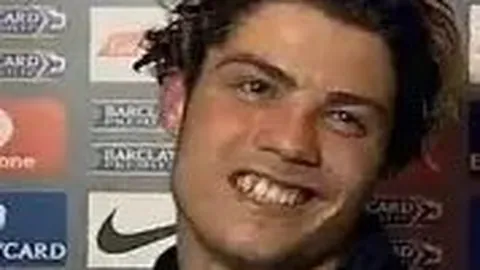 德约科维奇激战两盘抢七后不敌捷克新星，遗憾未达成百冠伟业。